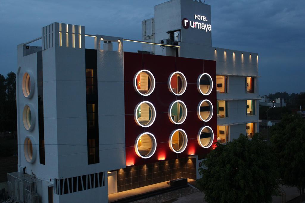 Oyo 963 Hotel Rumaya Ujjain Exterior photo