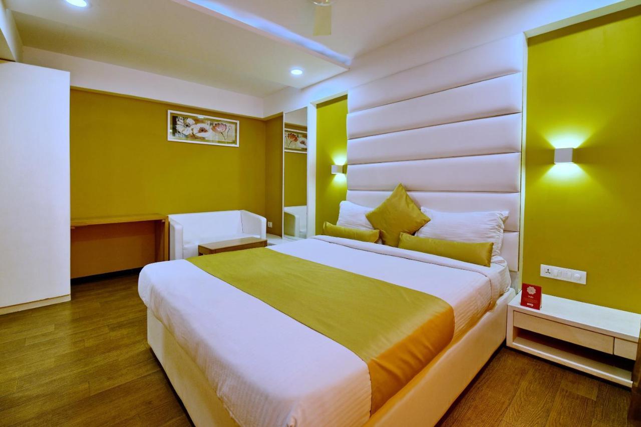 Oyo 963 Hotel Rumaya Ujjain Exterior photo